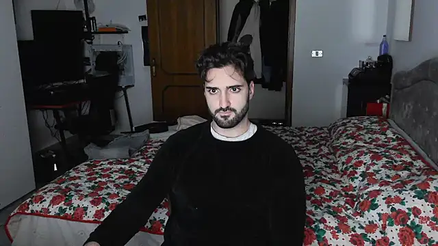 Al3xox02 online show from January 5, 2026, 6:55 pm