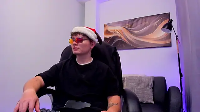 Leoo Miller online show from December 5, 2025, 4:11 am