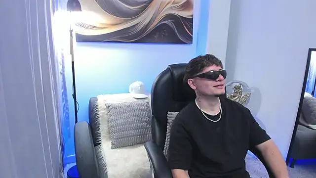 Leoo Miller online show from January 10, 2026, 4:08 am