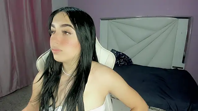 cielooo  online show from November 25, 2025, 8:53 pm