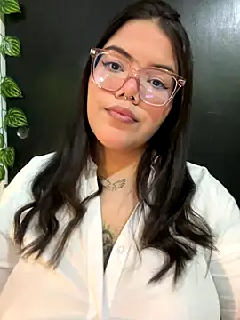 GabrielleMarsh1 online show from December 20, 2025, 4:15 am