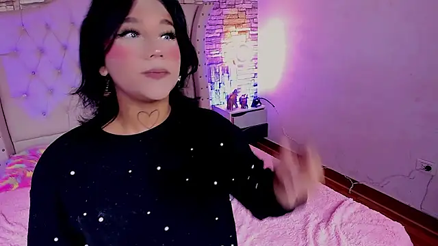 Snapshot of Isa_Queen_TS chatting on October 21, 2025, 4:45 am Isa Queen TS online show from October 21, 2025, 4:45 am