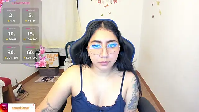 LoveLyy- online show from March 28, 2026, 4:30 pm