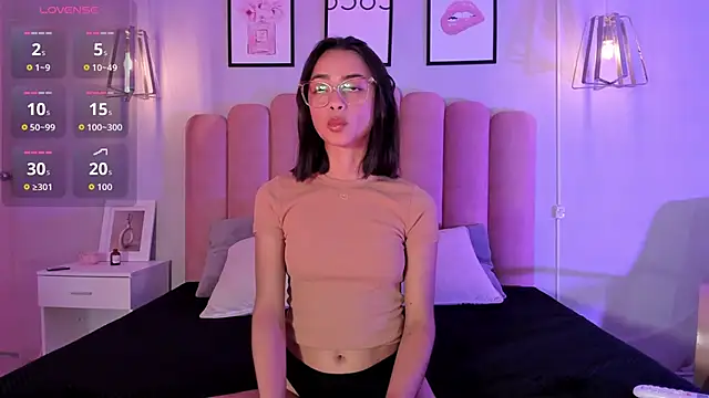 Snapshot of lena_martinn chatting on May 6, 2026, 7:51 pm lena martinn online show from May 6, 2026, 7:51 pm