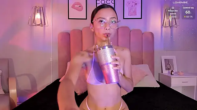 Snapshot of lena_martinn chatting on May 25, 2026, 7:23 pm lena martinn online show from May 25, 2026, 7:23 pm