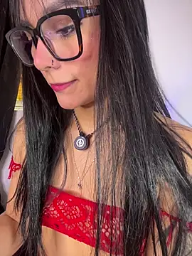 AlannaDollx online show from February 9, 2026, 1:31 pm