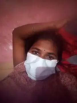 Snapshot of Eswar77 chatting on November 25, 2025, 8:47 am Eswar77 online show from November 25, 2025, 8:47 am