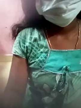 Snapshot of Eswar77 chatting on November 5, 2025, 7:11 am Eswar77 online show from November 5, 2025, 7:11 am