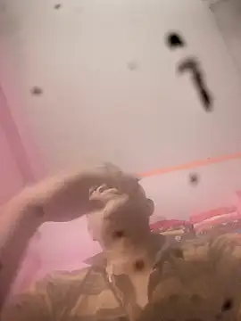 Snapshot of Eswar77 chatting on December 17, 2025, 9:03 am Eswar77 online show from December 17, 2025, 9:03 am