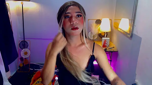 Snapshot of Seductive_nathalie chatting on October 5, 2025, 11:12 am Seductive nathalie online show from October 5, 2025, 11:12 am