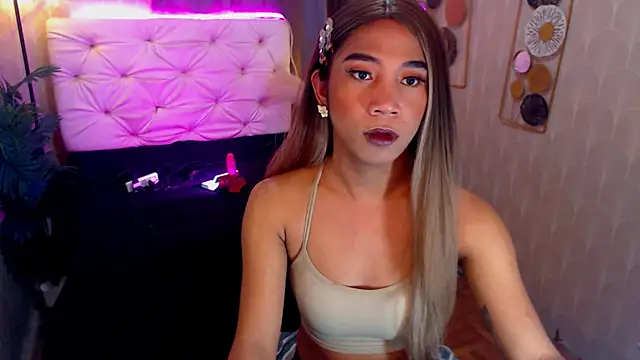 Snapshot of Seductive_nathalie chatting on October 14, 2025, 4:18 pm Seductive nathalie online show from October 14, 2025, 4:18 pm