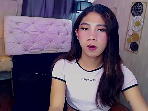 Snapshot of Seductive_nathalie chatting on November 24, 2025, 3:45 pm Seductive nathalie online show from November 24, 2025, 3:45 pm