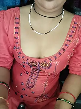 Snapshot of Rashmi_011 chatting on June 29, 2026, 12:28 am Rashmi 011 online show from June 29, 2026, 12:28 am