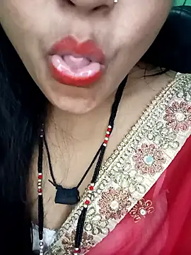 Snapshot of Rashmi_011 chatting on January 15, 2026, 12:47 am Rashmi 011 online show from January 15, 2026, 12:47 am