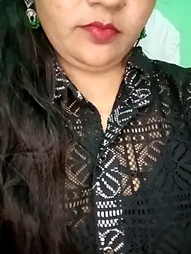 Snapshot of Rashmi_011 chatting on December 21, 2025, 11:56 am Rashmi 011 online show from December 21, 2025, 11:56 am