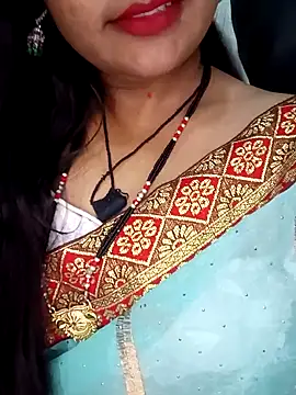 Snapshot of Rashmi_011 chatting on December 19, 2025, 6:27 am Rashmi 011 online show from December 19, 2025, 6:27 am