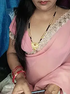 Snapshot of Rashmi_011 chatting on June 9, 2026, 12:44 am Rashmi 011 online show from June 9, 2026, 12:44 am