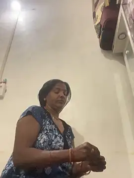 Sapnahot34 online show from December 2, 2025, 4:14 am