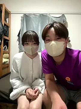 CoYu-528 online show from October 10, 2025, 11:33 am