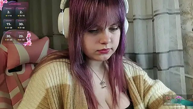 KristiBloom online show from March 5, 2026, 10:59 pm