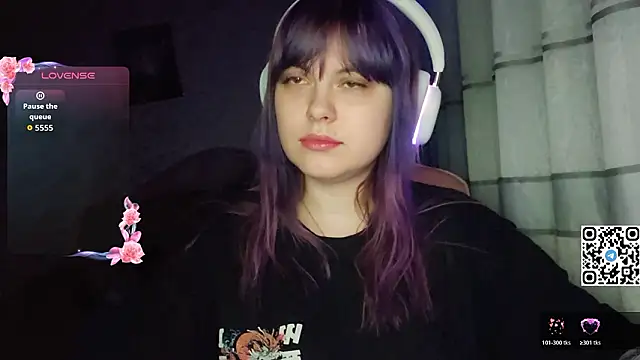 Snapshot of KristiBloom chatting on February 13, 2026, 7:25 pm KristiBloom online show from February 13, 2026, 7:25 pm