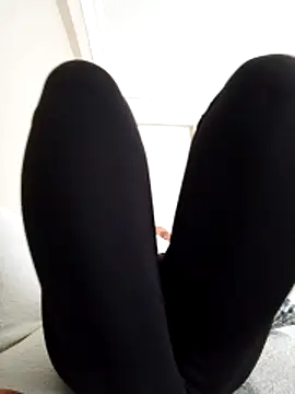 Snapshot of Selinsuyy chatting on October 14, 2025, 9:54 am Selinsuyy online show from October 14, 2025, 9:54 am