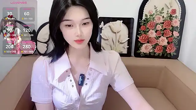 Snapshot of T-TeaR chatting on April 29, 2026, 2:27 am T-TeaR online show from April 29, 2026, 2:27 am