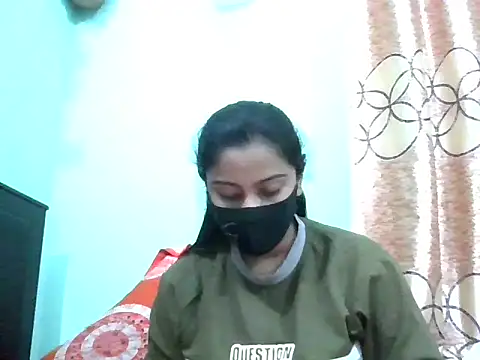 daisy-03 online show from December 1, 2025, 8:10 pm