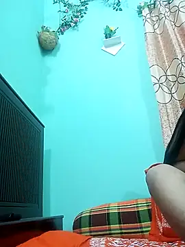 daisy-03 online show from December 2, 2025, 5:14 pm