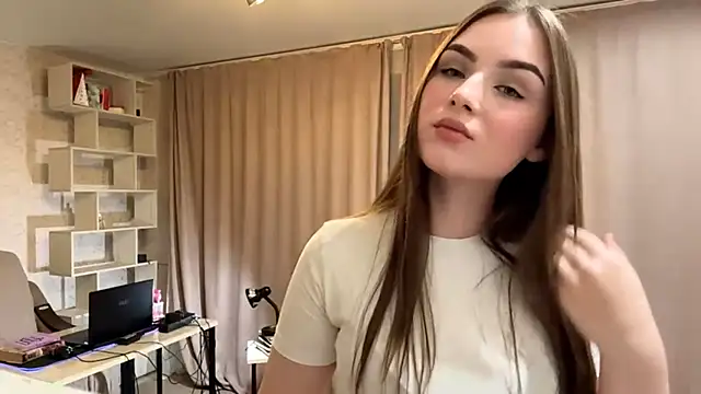 Snapshot of RinaModel chatting on October 6, 2025, 6:08 pm RinaModel online show from October 6, 2025, 6:08 pm
