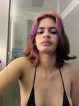 Snapshot of sukulaurens chatting on December 4, 2025, 3:38 am sukulaurens online show from December 4, 2025, 3:38 am