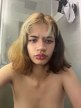 Snapshot of sukulaurens chatting on November 22, 2025, 11:03 pm sukulaurens online show from November 22, 2025, 11:03 pm