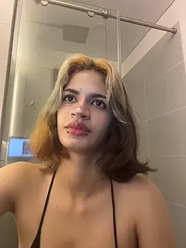 Snapshot of sukulaurens chatting on November 15, 2025, 2:48 am sukulaurens online show from November 15, 2025, 2:48 am