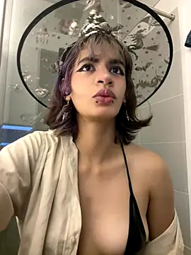 Snapshot of sukulaurens chatting on October 20, 2025, 4:58 am sukulaurens online show from October 20, 2025, 4:58 am