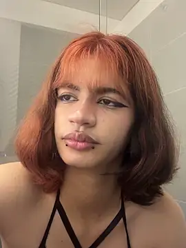 Snapshot of sukulaurens chatting on October 27, 2025, 3:51 am sukulaurens online show from October 27, 2025, 3:51 am