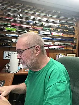 Jcaspen online show from April 15, 2026, 1:15 pm