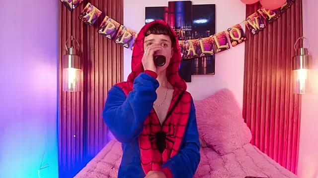 Snapshot of JackFrosst chatting on October 15, 2025, 1:08 pm JackFrosst online show from October 15, 2025, 1:08 pm