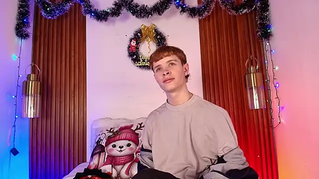 Snapshot of JackFrosst chatting on December 17, 2025, 12:21 pm JackFrosst online show from December 17, 2025, 12:21 pm