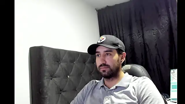 Snapshot of coolfriki chatting on December 1, 2025, 2:23 am coolfriki online show from December 1, 2025, 2:23 am