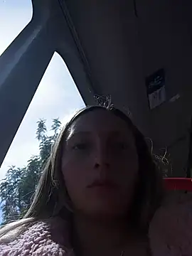 Snapshot of Mia_dca chatting on December 3, 2025, 6:51 pm Mia dca online show from December 3, 2025, 6:51 pm