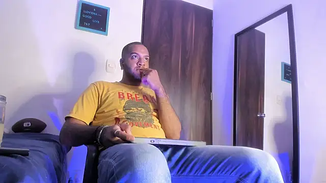 Dann 17  online show from November 29, 2025, 9:37 pm