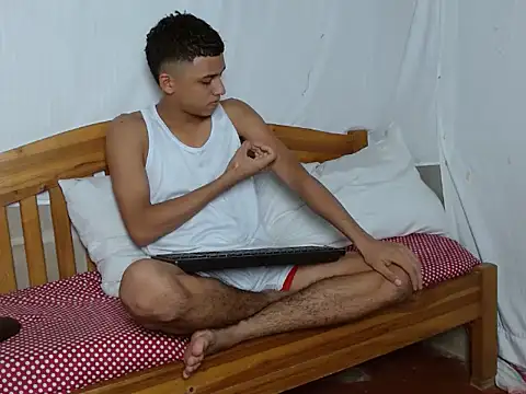 deivy skinny01 online show from October 28, 2025, 8:30 pm