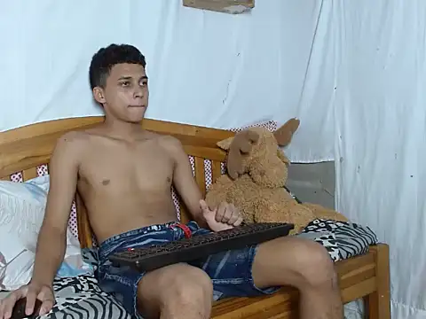 deivy skinny01 online show from November 11, 2025, 8:47 pm