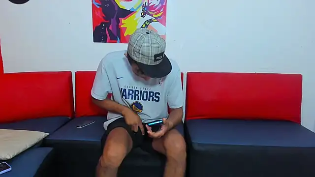 Snapshot of Lindaprincedemon chatting on October 23, 2025, 12:59 pm Lindaprincedemon online show from October 23, 2025, 12:59 pm