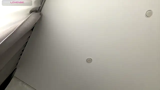 TamekiaSamii online show from December 22, 2025, 8:03 am