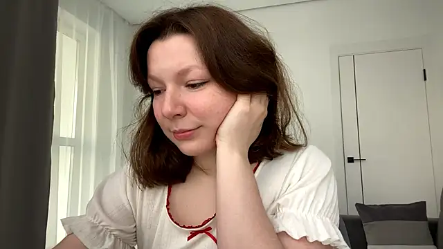 TamekiaSamii online show from November 6, 2025, 7:23 am