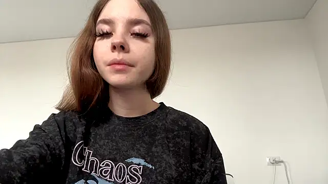 Snapshot of EhtelBiondi chatting on November 11, 2025, 8:09 am EhtelBiondi online show from November 11, 2025, 8:09 am