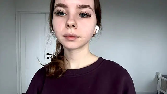 Snapshot of EhtelBiondi chatting on December 18, 2025, 8:19 am EhtelBiondi online show from December 18, 2025, 8:19 am