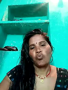 Snapshot of Nm_sanjna chatting on October 10, 2025, 3:29 am Nm sanjna online show from October 10, 2025, 3:29 am