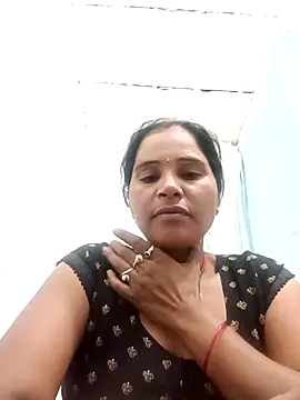 Snapshot of Nm_sanjna chatting on November 15, 2025, 8:13 pm Nm sanjna online show from November 15, 2025, 8:13 pm